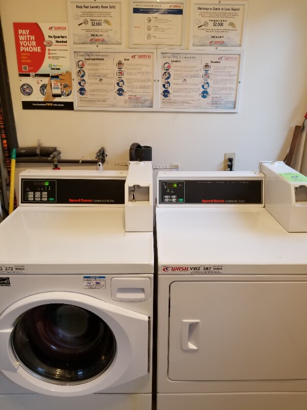 Building Photo - 2370 Walgrove Ave