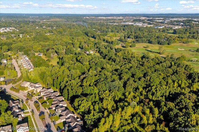 Building Photo - 1654 Giddings Rd