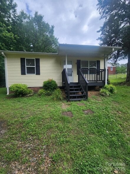 Primary Photo - 5921 Princeton Ave