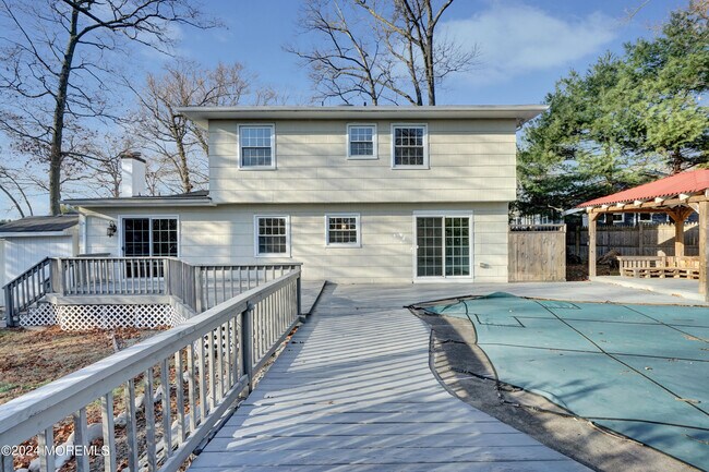 Building Photo - 22 Brookside Ct