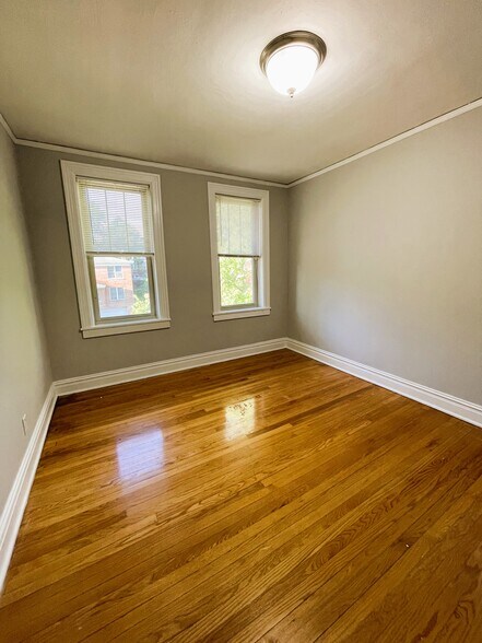 Building Photo - 7203 Dartmouth Ave