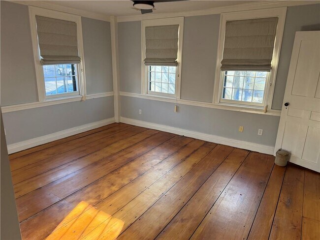 Building Photo - 31 Bradford St