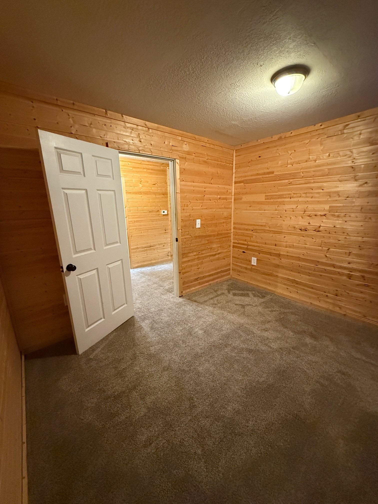 Building Photo - 797 Juniper Dr