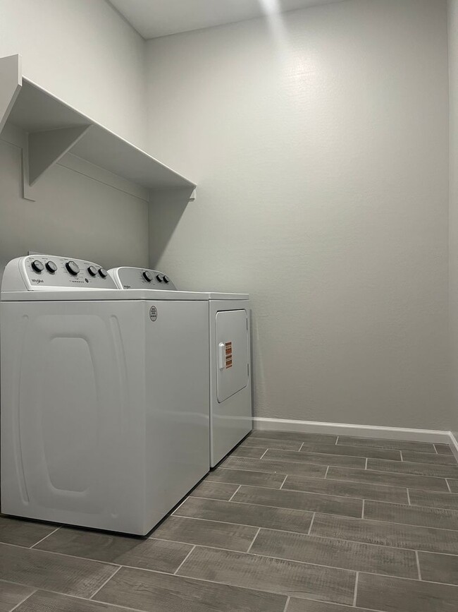 Building Photo - BRAND NEW 3BED/2BATH IN MARICOPA