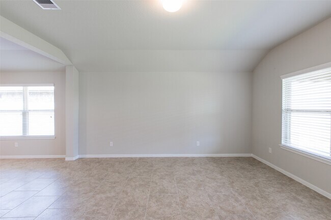 Building Photo - 29311 Dunns Creek Ct