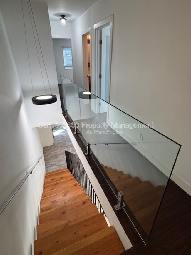 Building Photo - 13646 Verdura Ave