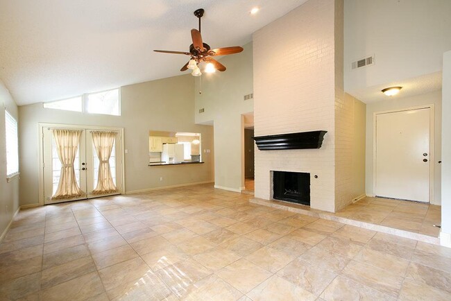 Primary Photo - 12029 Acorn Oak St