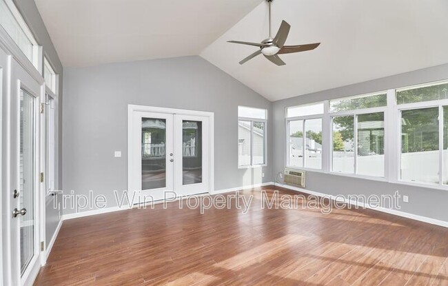 Building Photo - 4310 Castle Rock Ct