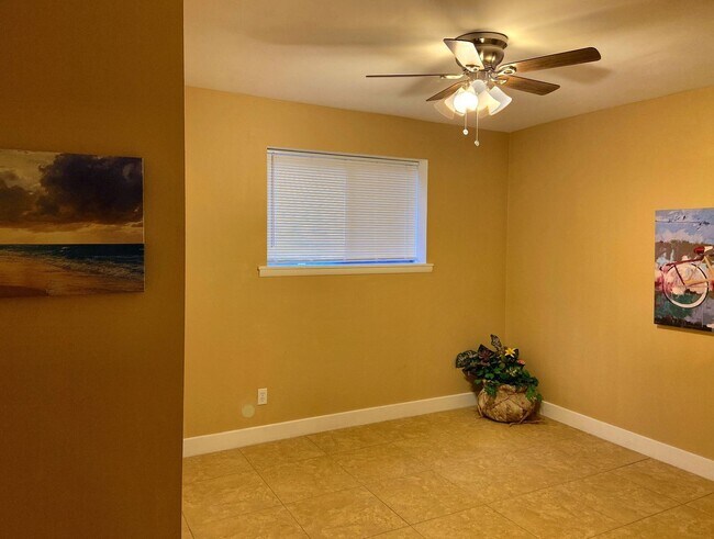 Building Photo - OPEN HOUSE. Friday, May 8th, 2026 open from 4:30pm - 5:30pm Available for Move-in July 1st, 2026....