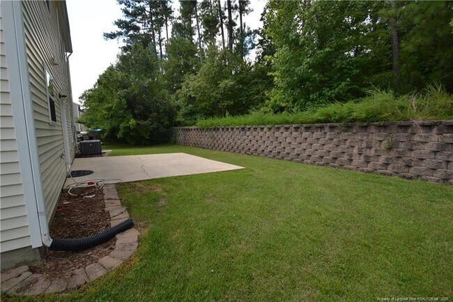 Building Photo - 2804 Thoreau Dr