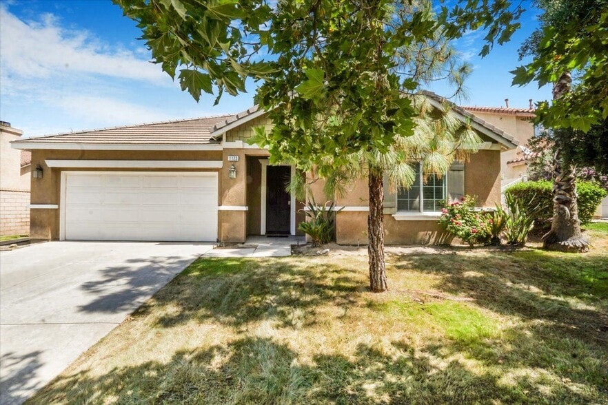 Primary Photo - 1123 E Pennsylvania Ave