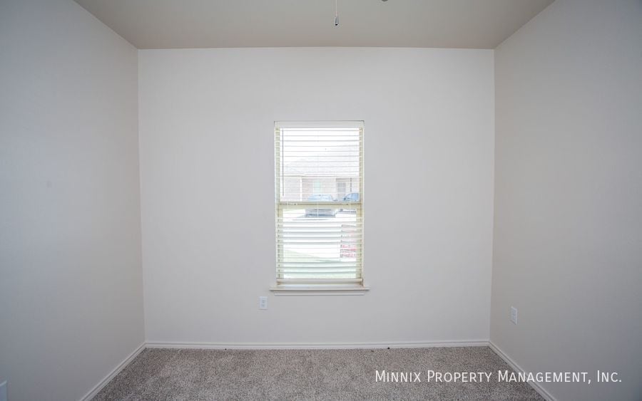Building Photo - 2608 136th St