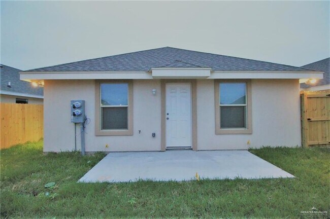 Building Photo - 1508 Coyote Hls