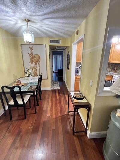 Building Photo - 88 Cambridge D