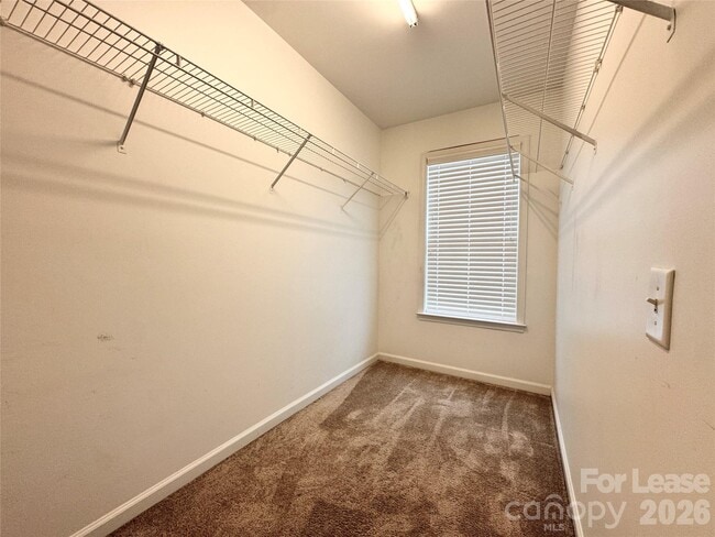 Building Photo - 10415 Winslet Dr