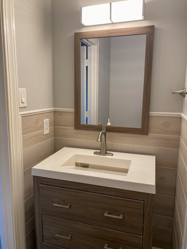 Building Photo - 12625 Memorial Dr