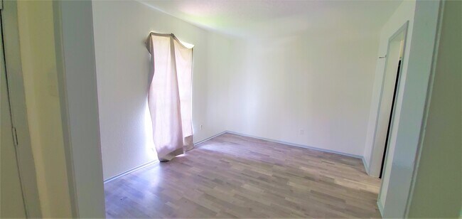 Building Photo - 5431 Canterway Dr