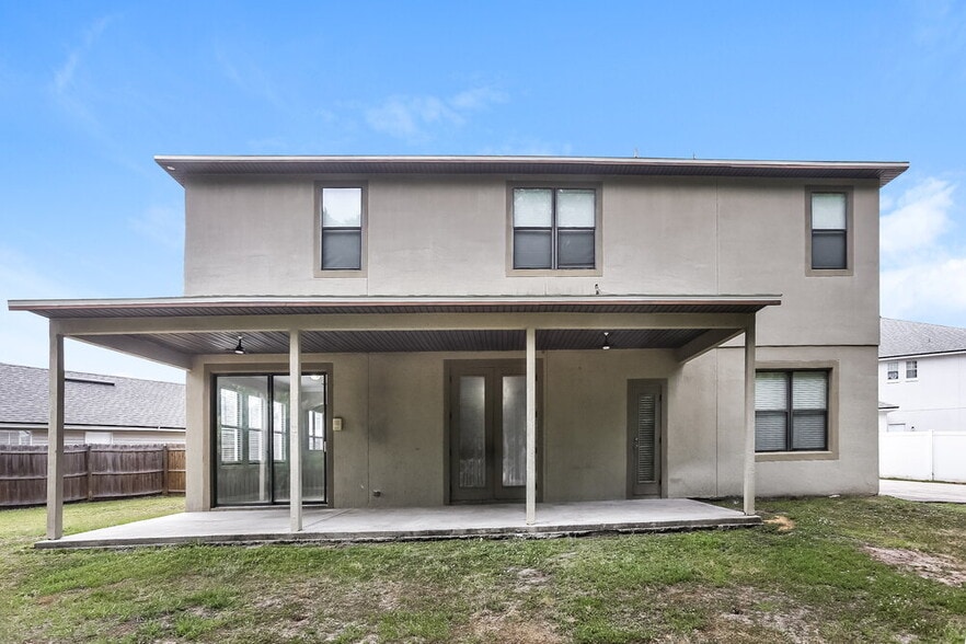 Building Photo - 703 Red Cedar Ct