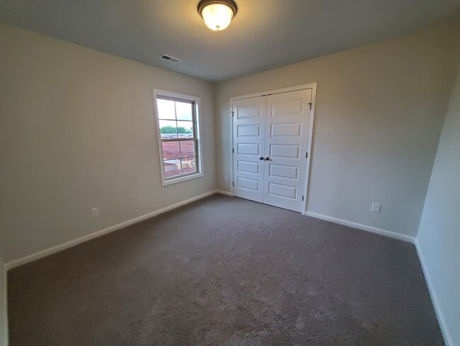 Building Photo - 120 Sublett Dr