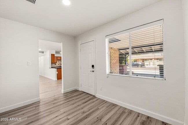 Building Photo - 2219 N 74th Pl