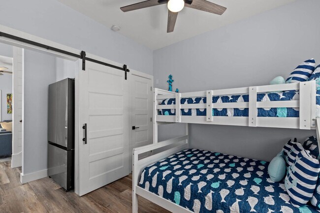 Building Photo - 95 Cobia St