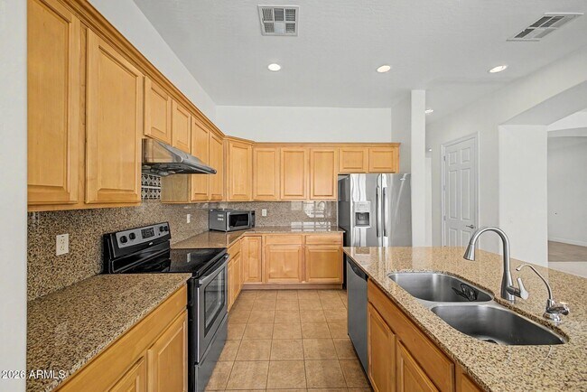 Building Photo - 4313 N 161st Ave