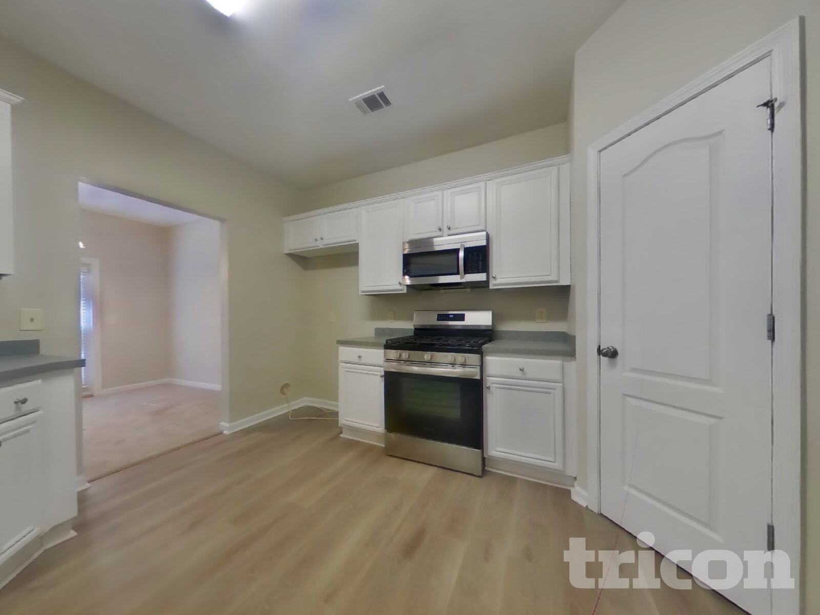 Building Photo - 111 Bethany Manor Dr