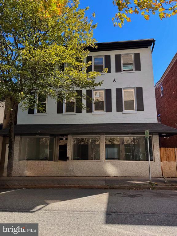 Primary Photo - 24 N Charlotte St