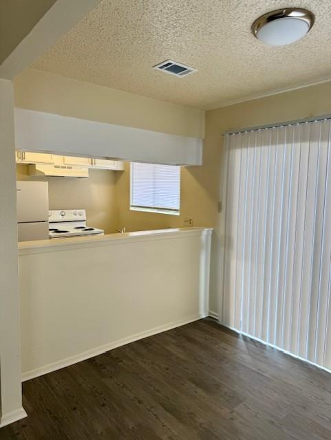 Building Photo - 3001 Parker Ln