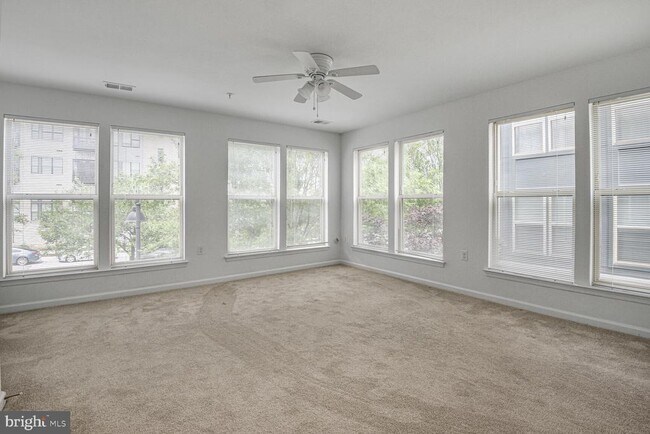 Building Photo - 629 Diamondback Dr