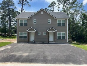 Building Photo - 314 Tomlinson Dr