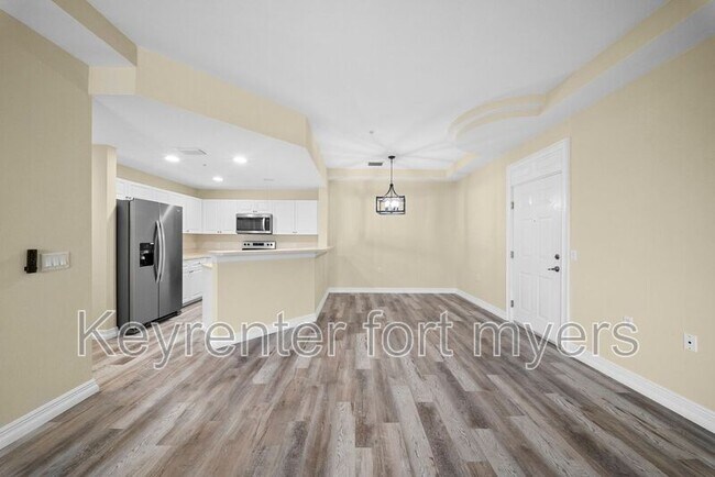 Building Photo - 3940 Pomodoro Cir