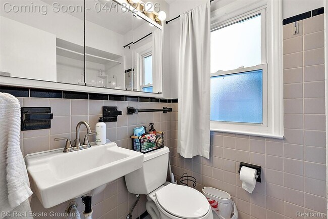 Building Photo - 4307 Cooper Ave