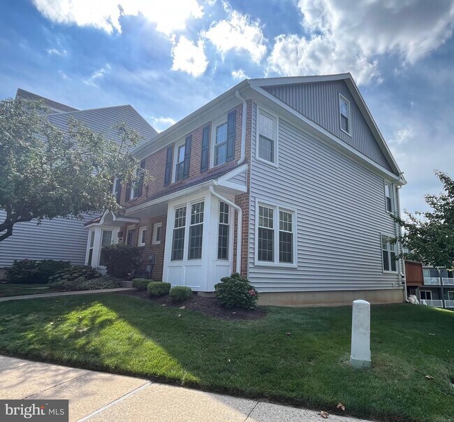 Building Photo - 865 Durant Ct