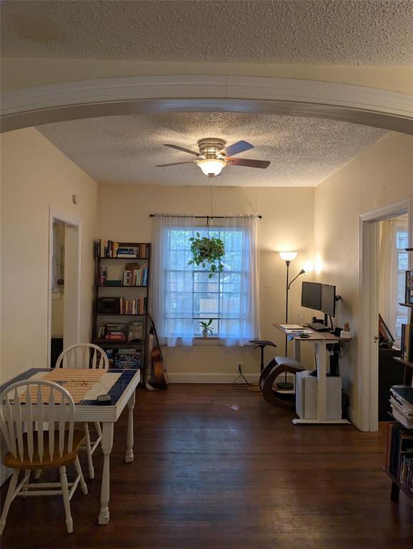 Building Photo - 3119 Tom Green St