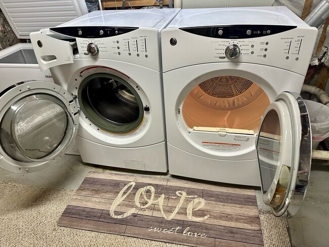 Building Photo - 149 Armerina Dr