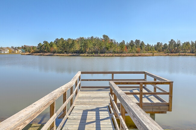 Building Photo - 316 Long Pier St