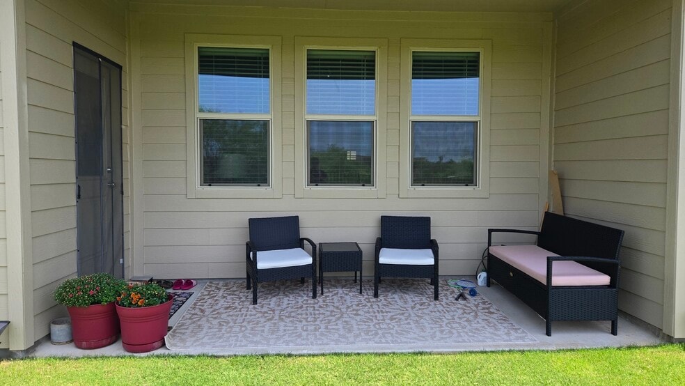 Building Photo - 3321 Kingsdown Dr