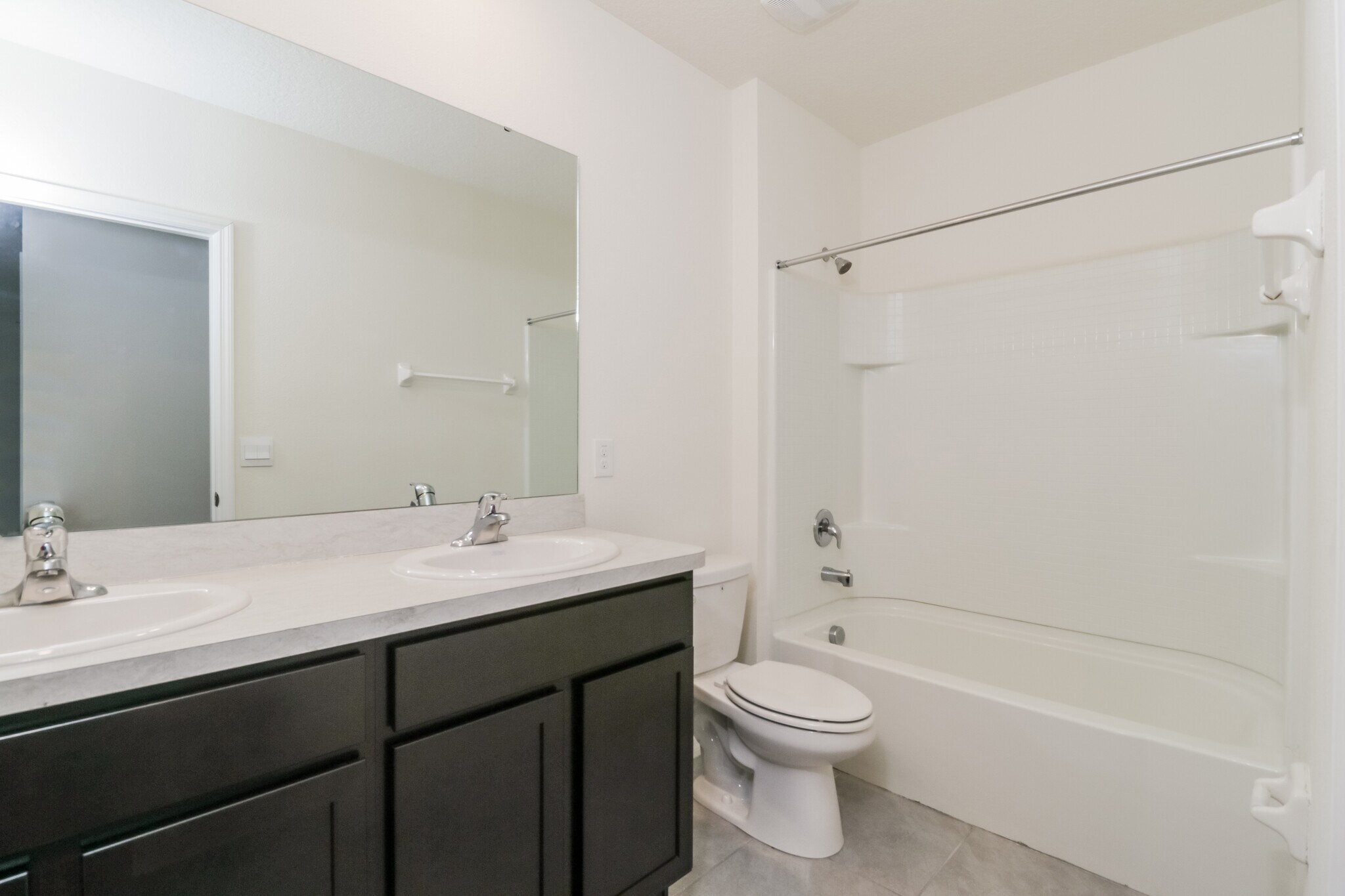 Building Photo - 7545 Cypress Walk Dr