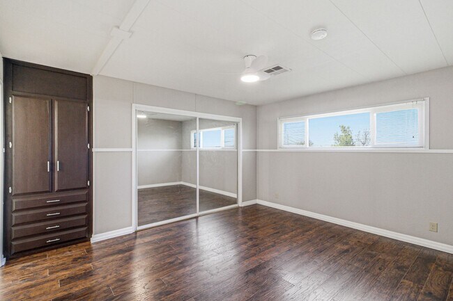 Building Photo - Spacious 2 Bed, 2 Bath Retreat in Charming Boulder City!