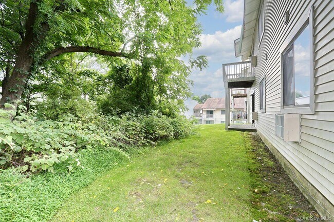 Building Photo - 366 Concord Ln