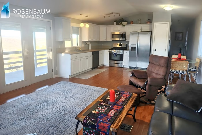 Building Photo - 2518 Hilltop Rd