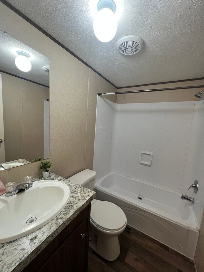 Building Photo - 142 County Road 5516