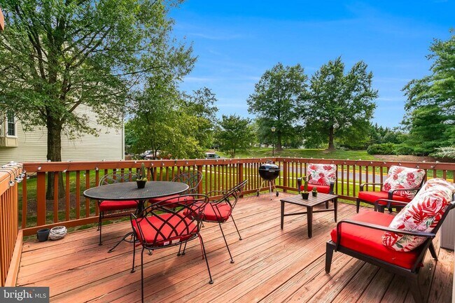 Building Photo - 43281 Railstop Terrace