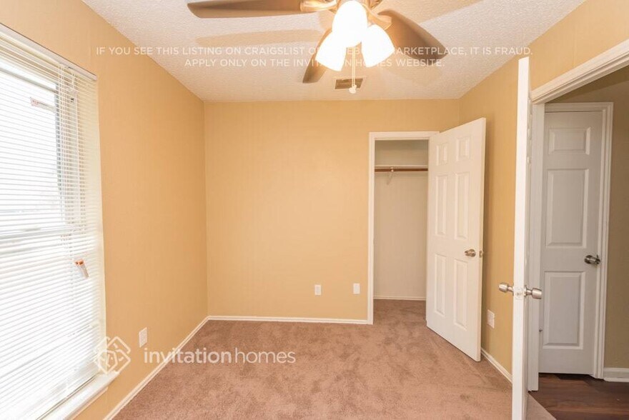 Building Photo - 2510 Rialto Way