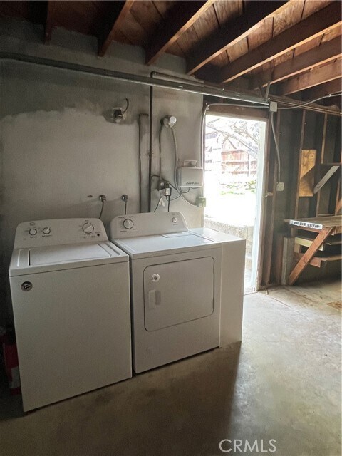 Building Photo - 3633 4th St