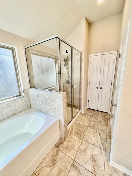 Building Photo - 7308 Rosado Dr