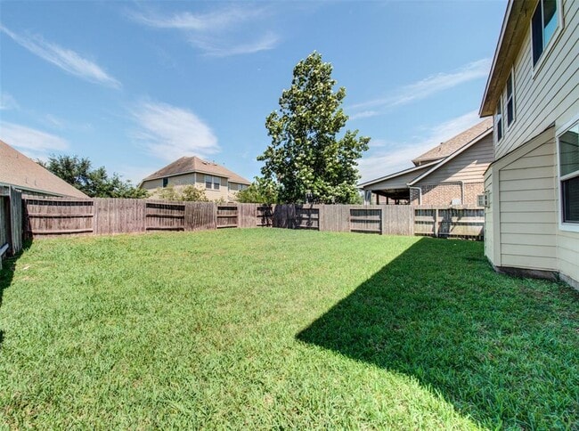 Building Photo - 20202 Stonebridge Terrace Dr