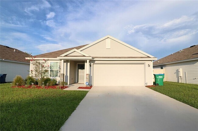 Building Photo - 749 NW 244th Dr