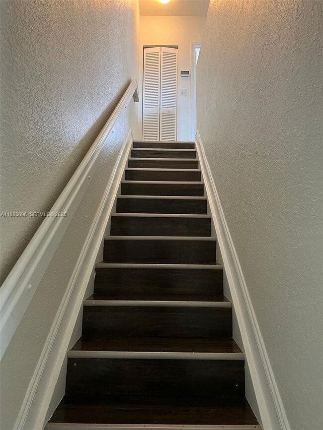 Building Photo - 17018 SW 138th Ct